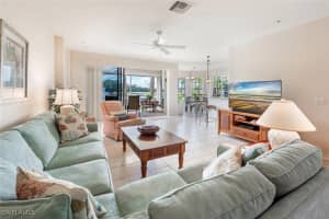 4620 Winged Foot Ct 104, Naples