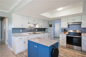 2607 Bayshore Drive, Matlacha, FL 33993 - MLS#225045622