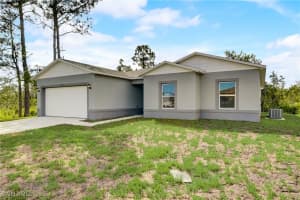 902 Grant Boulevard, Lehigh Acres, FL 33974 - MLS#225045659