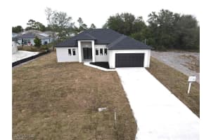 449 Redwing St, Lehigh Acres