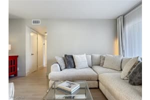 2544 1st St 102, Fort Myers