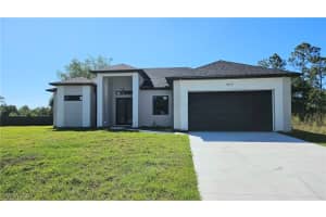1019 Calvin Avenue, Lehigh Acres, FL 33972 - MLS#225045697