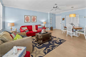 240 Seaview Court, Marco Island, FL 34145 - MLS#225045705