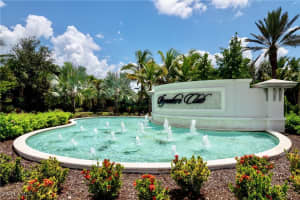 8008 Signature Club Cir, Naples