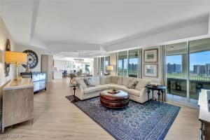 295 Grande Way, Naples, FL 34110 - MLS#225045756