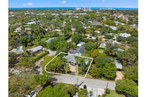 905 13th Street, Naples, FL 34102 Sold 08/29/25