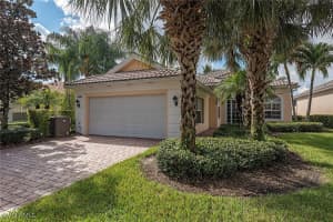 5032 Jarvis Ln, Naples
