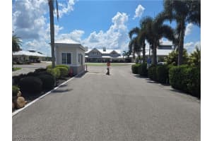 44 Nicklaus Boulevard, North Fort Myers, FL 33903 - MLS#225045802
