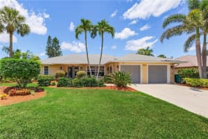813 Saint Andrews Blvd, Naples