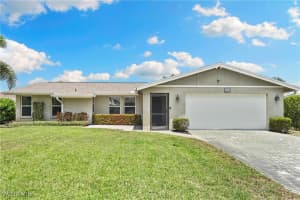 243 Willowick Dr, Naples