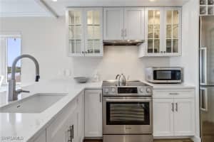1300 Gulf Shore Boulevard, Naples, FL 34102 - MLS#225045891