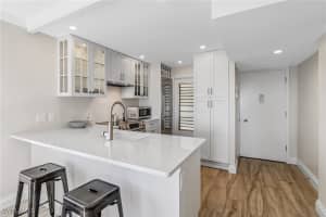 1300 Gulf Shore Boulevard, Naples, FL 34102 - MLS#225045891