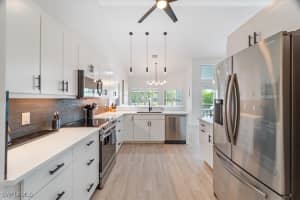 5192 Lochwood Court, Naples, FL 34112 - MLS#225045903