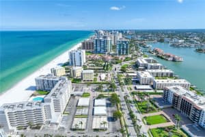 MLS# 225045911, Naples, Florida 34103