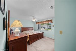 5540 Longleaf Dr, North Fort Myers