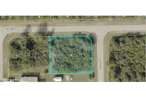 546 Silver Avenue, Lehigh Acres, FL 33974 - MLS#225045940