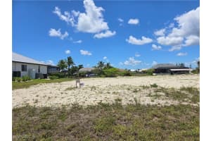 1014 38th Place, Cape Coral, FL 33993 Sold 09/26/25