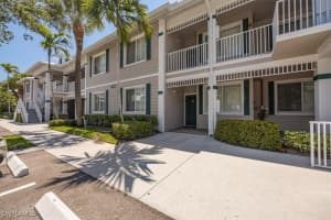 7940 Mahogany Run Ln 614, Naples