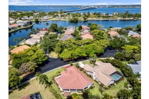 9714 Caloosa Yacht and Racquet Club Drive, Fort Myers, FL 33919 Sold 09/05/25