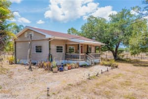 14190 Briar Ln, Fort Myers