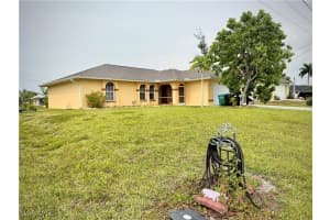 323 16th Street, Cape Coral, FL 33990 Sold 07/23/25