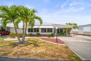 9853 Sugarberry Way, Fort Myers, FL 33905 - MLS#225046226