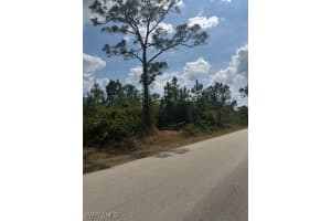 3104 10th Street, Lehigh Acres, FL 33972 - MLS#225046259