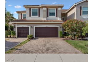 6536 Monterey Pt 201, Naples