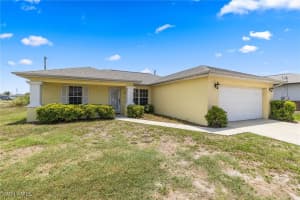706 Kismet Parkway, Cape Coral, FL 33909 - MLS#225046273
