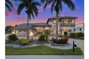 842 Miramar Ct, Cape Coral