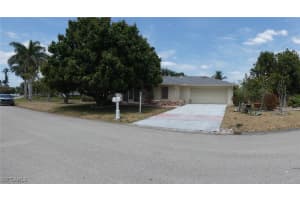 1365 Kingswood Court, Fort Myers, FL 33919 Sold 06/20/25