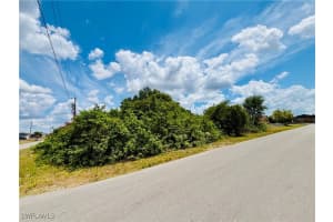 4119 13th Street, Lehigh Acres, FL 33976 Sold 06/23/25