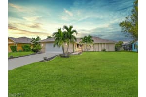 1105 Se 22nd St, Cape Coral