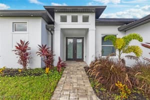 3607 8th Court, Cape Coral, FL 33914 - MLS#225046510