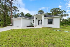 2916 15th Street, Lehigh Acres, FL 33971 Sold 08/04/25