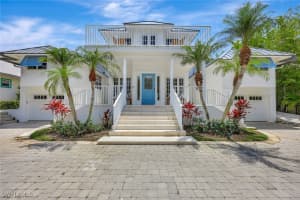 1500 Pelican Ave, Naples