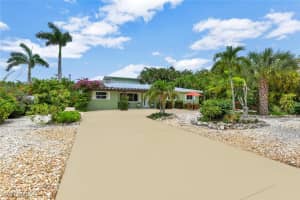 1155 6th Street, Naples, FL 34102 - MLS#225046626