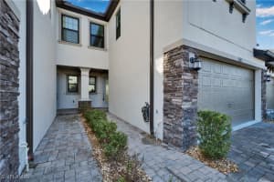 4564 Almada Lane, Wesley Chapel, FL 33543 - MLS#225046642