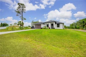 3300 18th Street, Lehigh Acres, FL 33971 - MLS#225046692