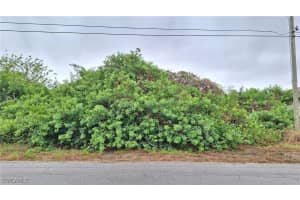 3515 22nd ST SW, Lehigh Acres, FL 33976 - MLS#225046740