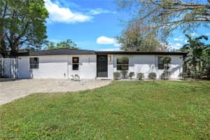 1300 Pine Street, Naples, FL 34104 Sold 07/07/25