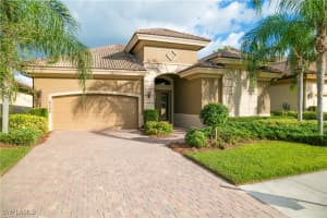 6088 Dogleg Dr, Naples
