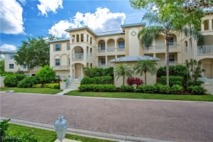 825 Bentwater Circle, Naples, FL 34108 - MLS#225046912