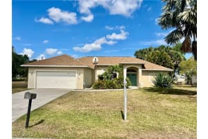 61 Pierce St, Lehigh Acres