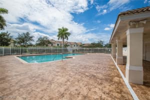 836 Hampton Cir 171, Naples