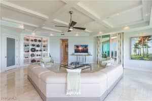 295 Grande Way, Naples, FL 34110 - MLS#225046992