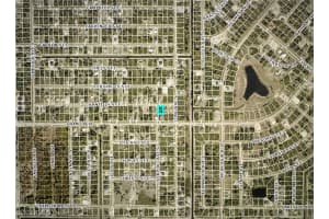 870 Chantilly Street, Lehigh Acres, FL 33974 - MLS#225047033