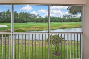 3880 Sawgrass Way 2423, Naples