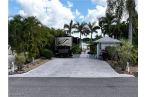 5641 CYPRESSWOODS RESORT Drive, Fort Myers, FL 33905 Sold 07/08/25
