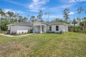 3390 12th Ave Se, Naples